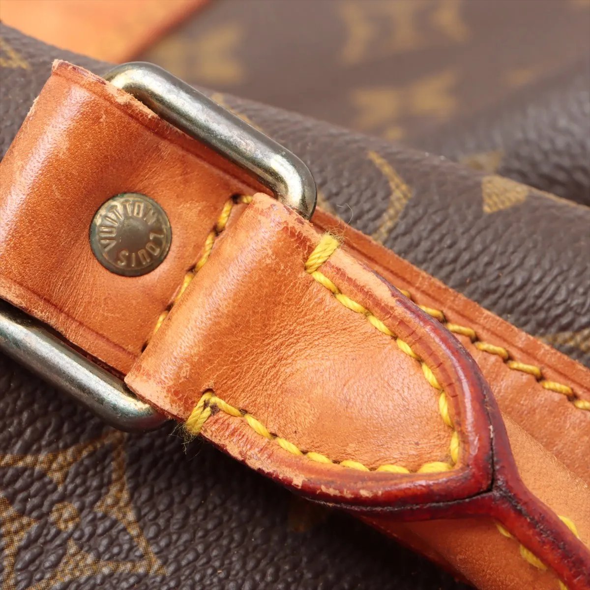 Louis Vuitton Keepall 55 Bandoulière