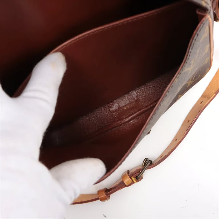 Louis Vuitton Cartouchiere