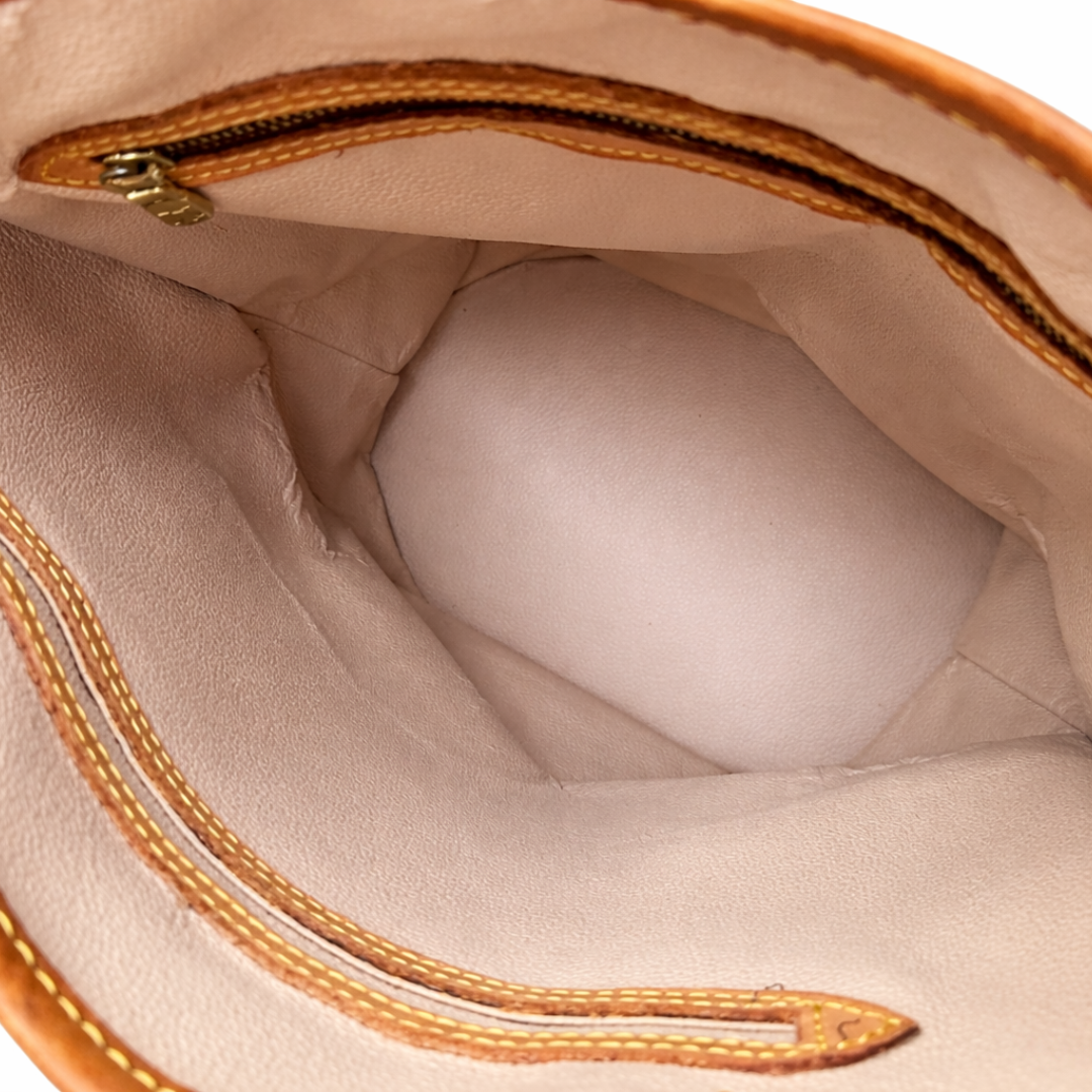 Louis Vuitton Bucket Bag GM